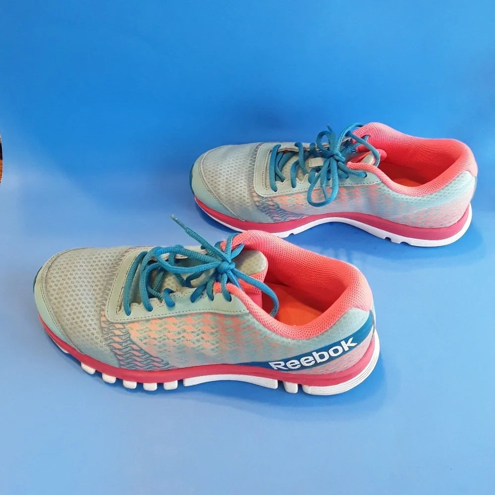 Reebok women sublite